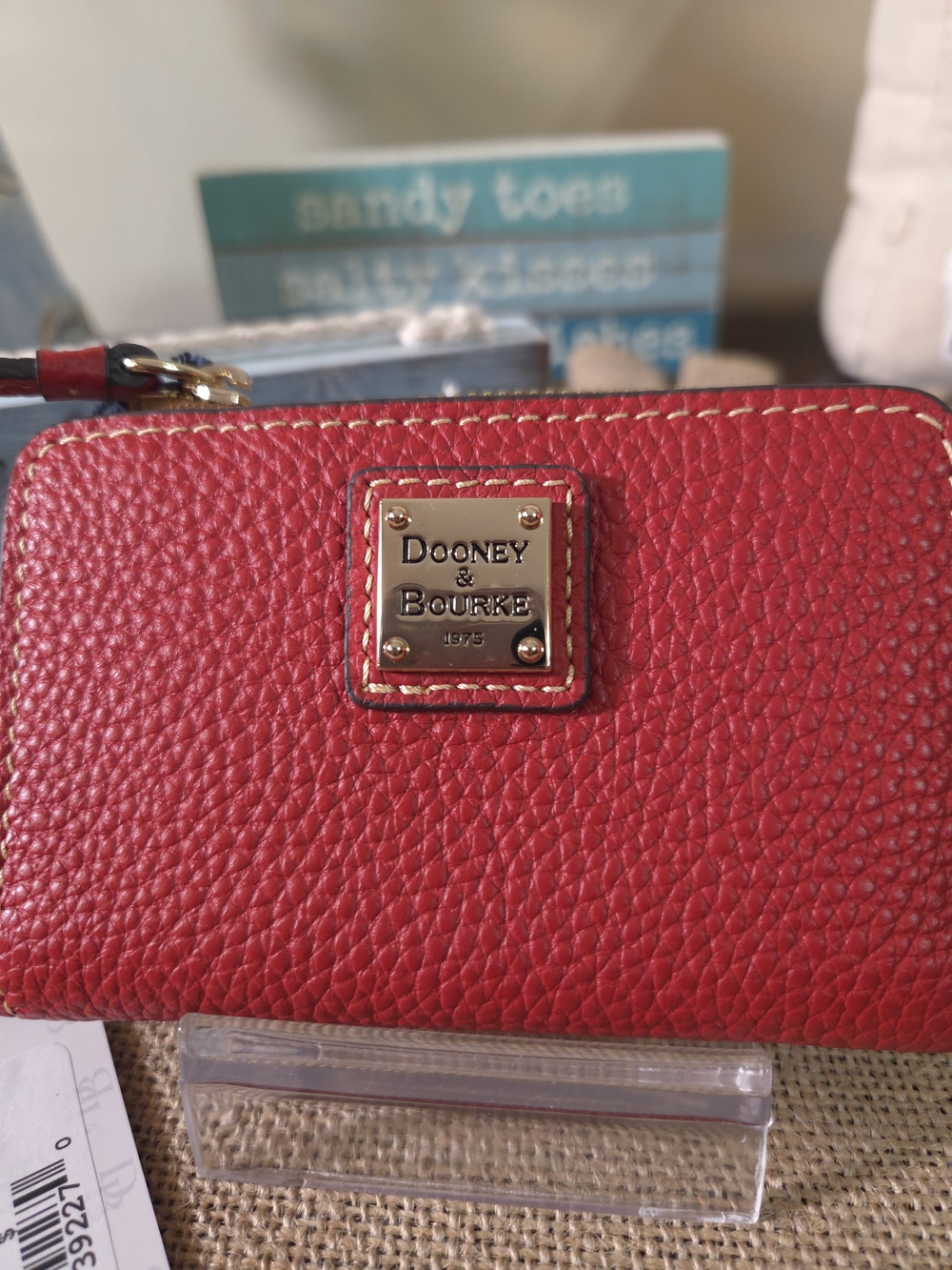 NWT Dooney & Bourke Red Pebble Leather Slim Wallet - Picture 2 of 6